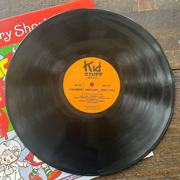 Strawberry Shortcake Sweet Songs Vintage Vinyl LP 1980 Children's Music KSS 166 - Picture 6 of 7